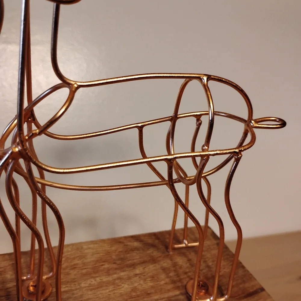 Crate & Barrel Copper Tone Wire Deer on Wood Christmas Mantle Stocking Hanger‎